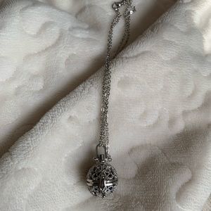 Scent diffusing, silver pendant
